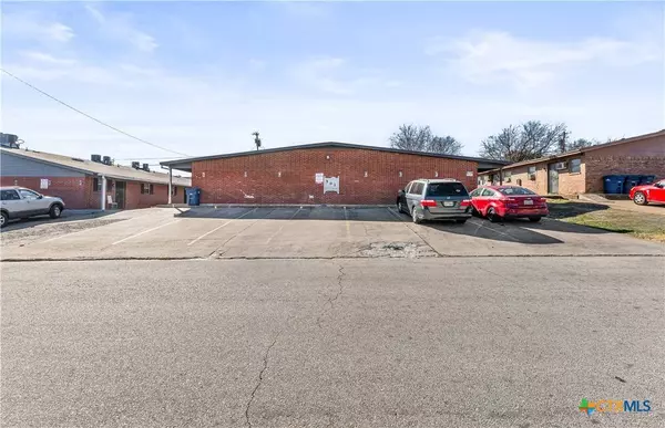 501 Sunset LN, Copperas Cove, TX 76522