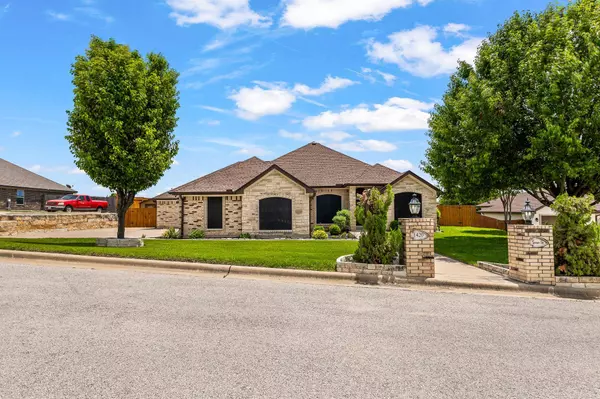 1420 Gomer LN, Harker Heights, TX 76548