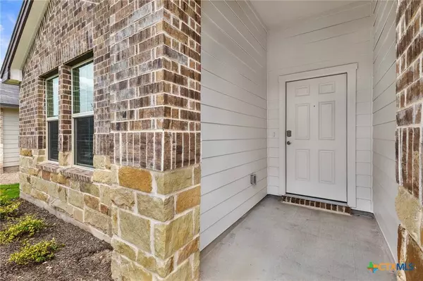 921 Coyote CRK, Temple, TX 76502