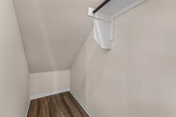 221 Longmount CV, Liberty Hill, TX 78642