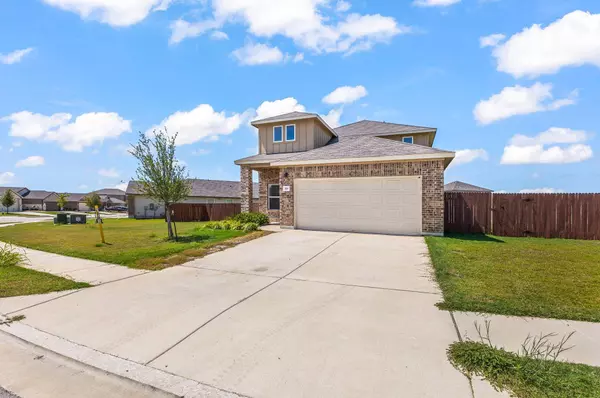 221 Longmount CV, Liberty Hill, TX 78642