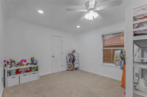 3805 Roundrock DR, Killeen, TX 76549