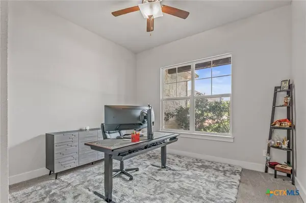 605 Gunison DR, Austin, TX 78738