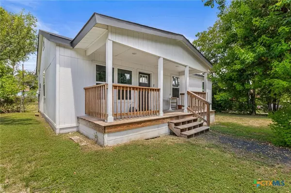 413 W Lincoln AVE, Copperas Cove, TX 76522