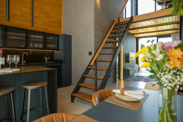 Columbus Urban Luxury Lofts: Seller Prep Checklist for HOA, Parking, Staging