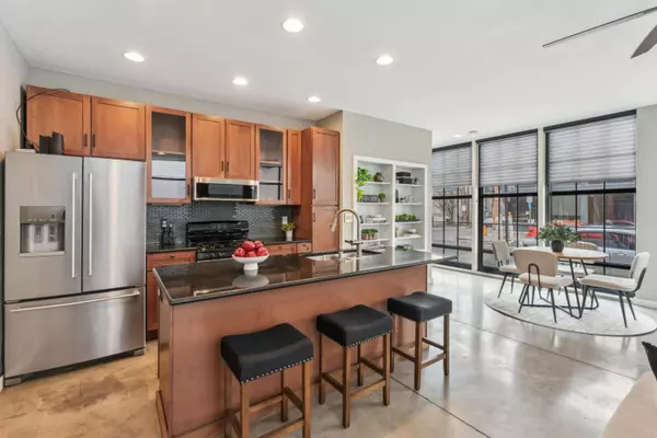 754 N Pearl Street, Columbus, OH 43215