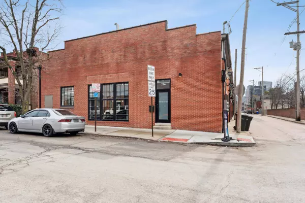 754 N Pearl Street, Columbus, OH 43215