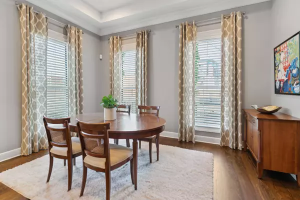 48 E 4th Avenue, Columbus, OH 43201