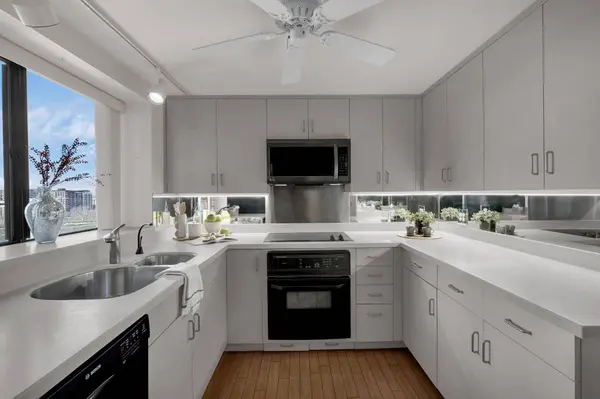 155 W Main Street #802, Columbus, OH 43215