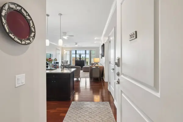 250 Daniel Burnham Square #702, Columbus, OH 43215