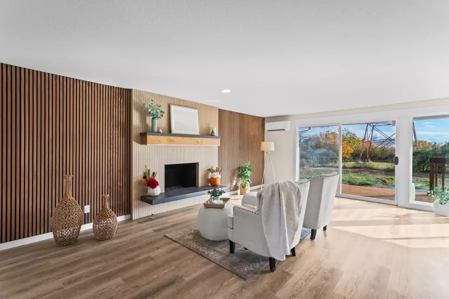 5034 30th St NE, Tacoma, WA 98422-2904