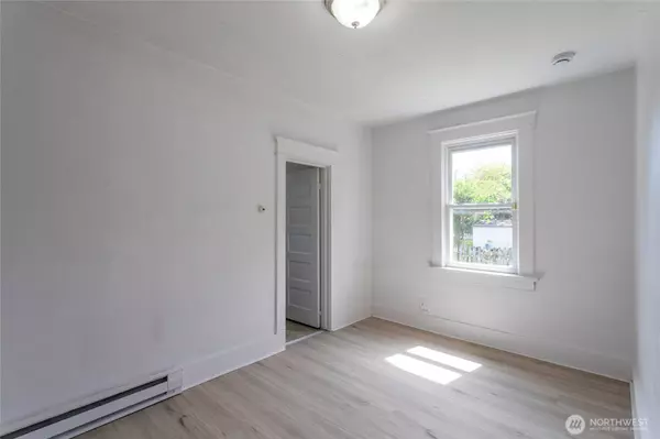 6835 S I ST, Tacoma, WA 98408