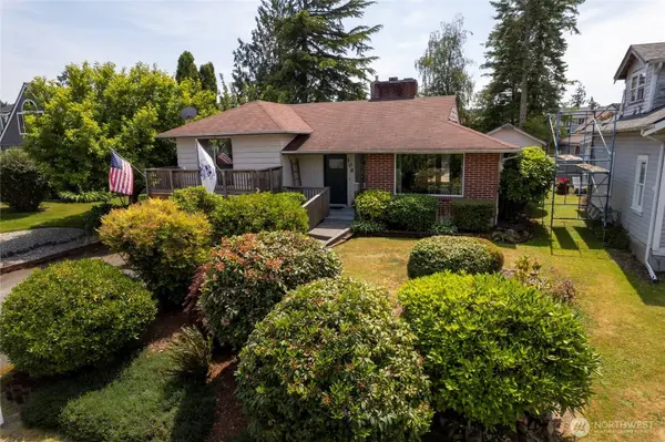 108 Champion ST, Steilacoom, WA 98388