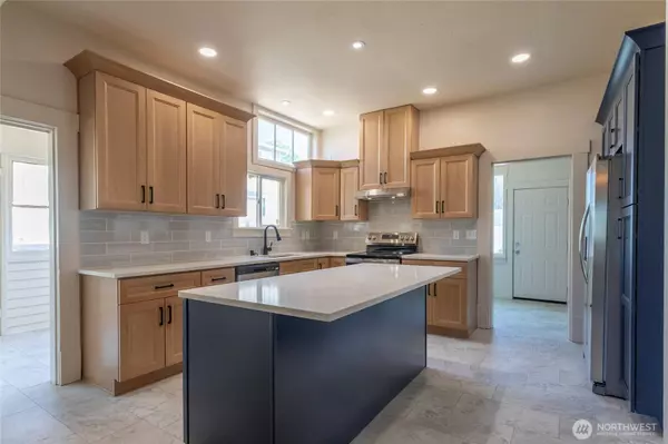 4809 S Yakima AVE, Tacoma, WA 98408