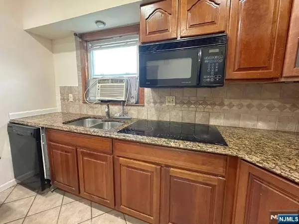 270 Pacific ST #3, Paterson, NJ 07503