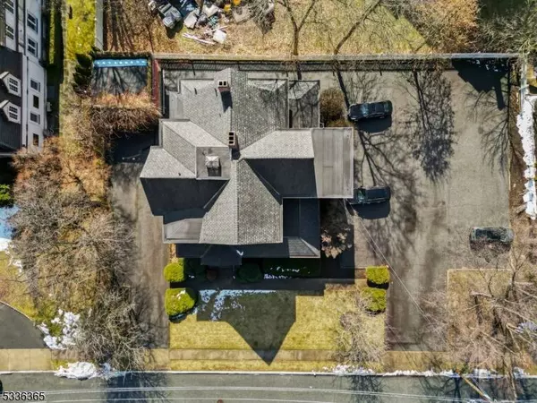 20 Passaic Ave, Pompton Lakes Boro, NJ 07442