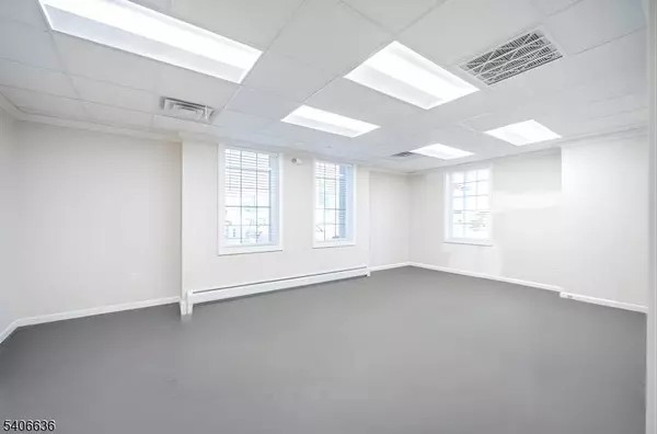 324 Ringwood Ave, Pompton Lakes Boro, NJ 07442