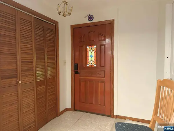 104 William ST, Clifton, NJ 07014