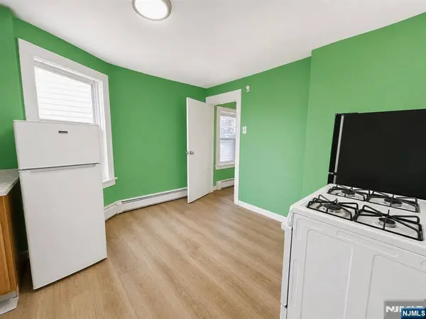 276 Atlantic ST, Paterson, NJ 07503