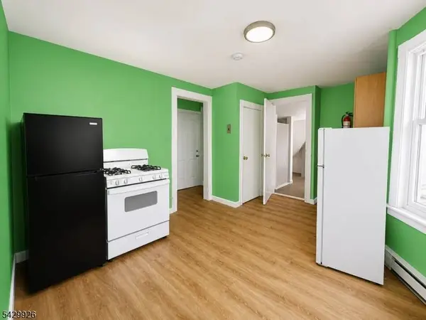 276 Atlantic St, Paterson City, NJ 07503
