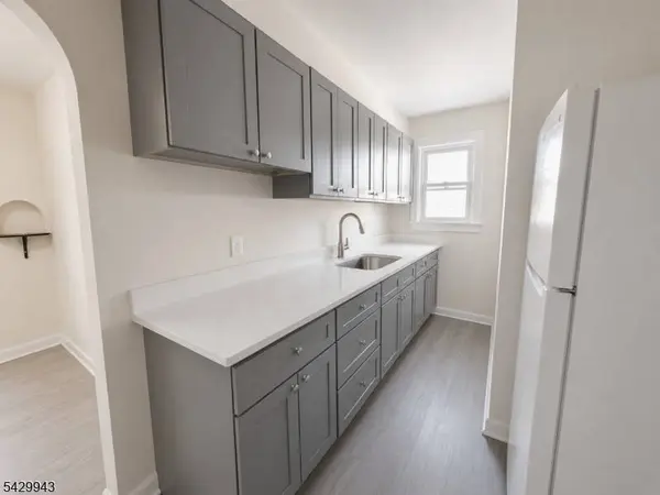 270 Pacific St #3, Paterson City, NJ 07503