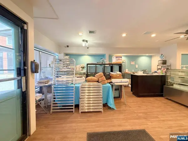 6 Boonton AVE #2, Butler Borough, NJ 07405