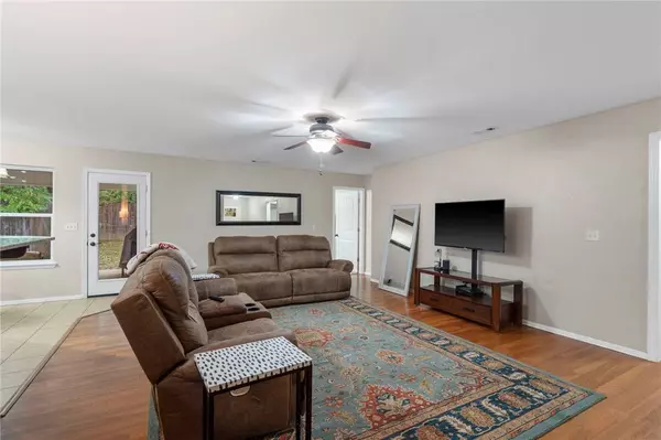 4326 Pecan St, Fayetteville, AR 72704