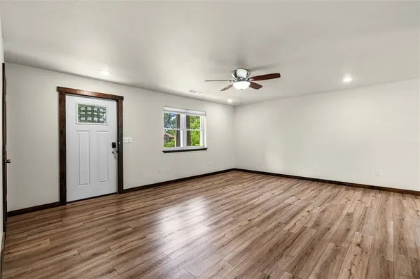 2203 Beth Ln, Bentonville, AR 72712