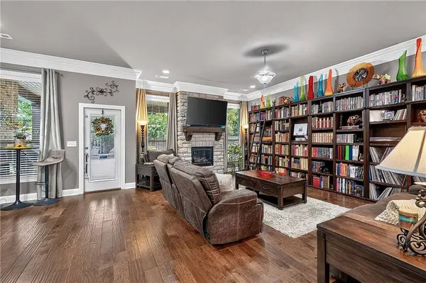 3696 Jules Verne Ave, Fayetteville, AR 72704
