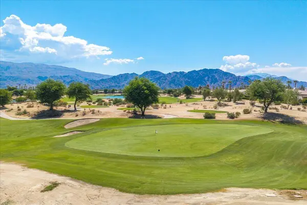 55120 Autumn Valley CT, La Quinta, CA 92253