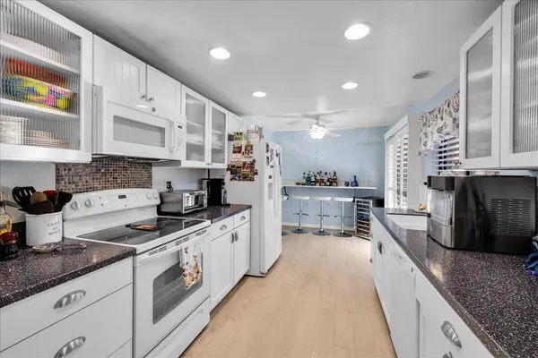 72303 Sommerset DR, Palm Desert, CA 92260