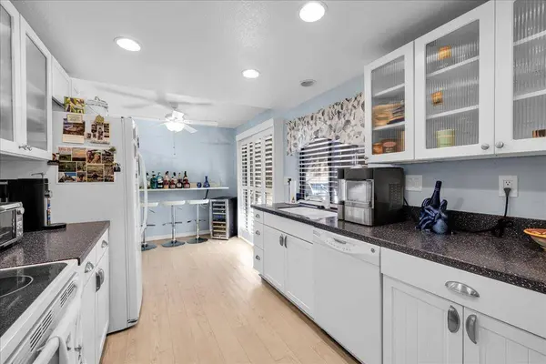 72303 Sommerset DR, Palm Desert, CA 92260