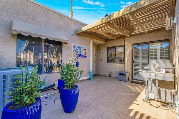 72303 Sommerset DR, Palm Desert, CA 92260