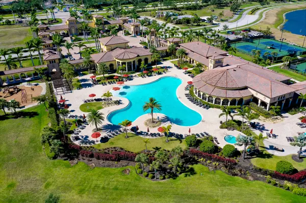 Discover Gran Paradiso: Venice, Florida’s Hidden Gem