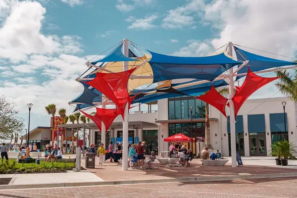 A Resident's Guide to Downtown Wellen: Where Our Community Comes to Life