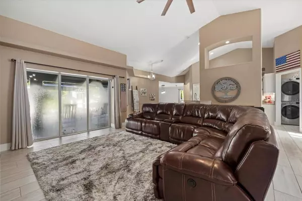 2769 DODE AVE, North Port, FL 34288