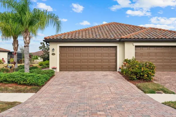 12588 GARIBALDI LN, Venice, FL 34293