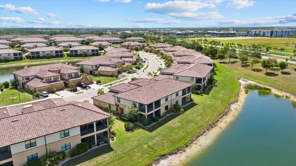 20080 RAGAZZA CIR #102, Venice, FL 34293