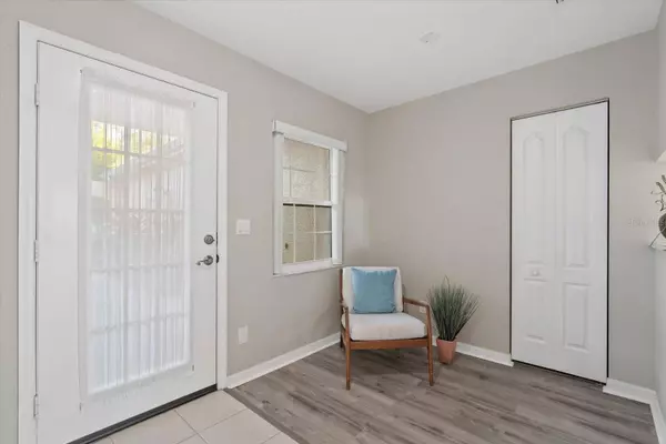 903 GONDOLA PARK DR #903, Venice, FL 34292