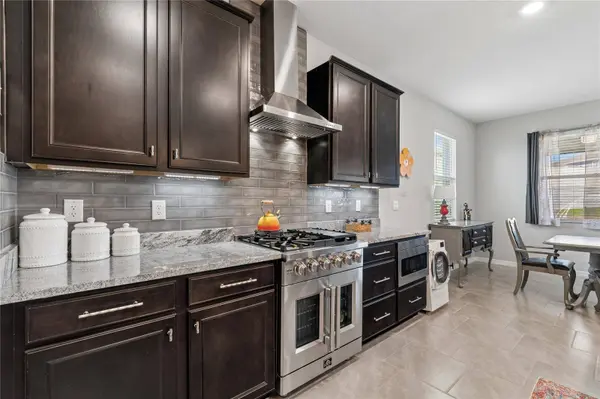 9845 SHORELINE VIEW WAY, Wesley Chapel, FL 33545