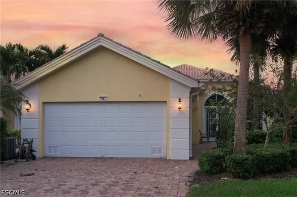 7983 Valentina CT, Naples, FL 34114