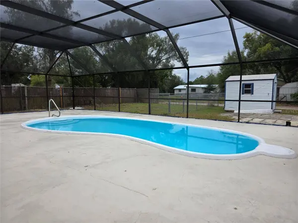 5611 6TH ST, Zephyrhills, FL 33542