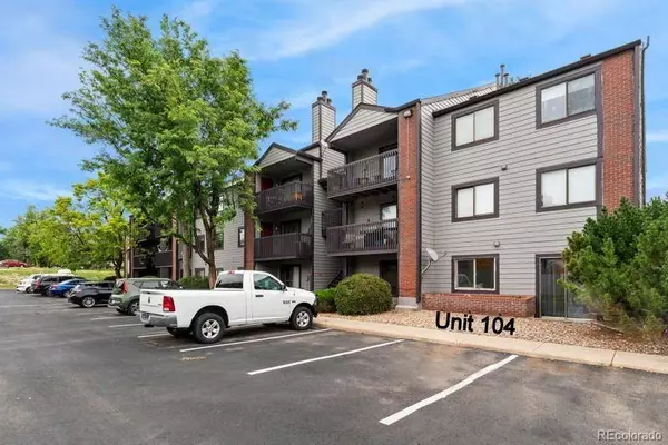 6388 Oak CT #104, Arvada, CO 80004