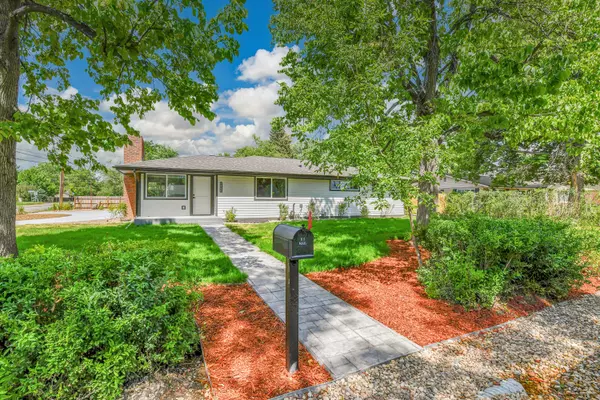 2005 Nelson St, Lakewood, CO 80215-1331