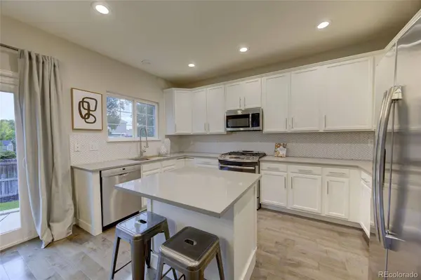 4713 S Lisbon CT, Aurora, CO 80015