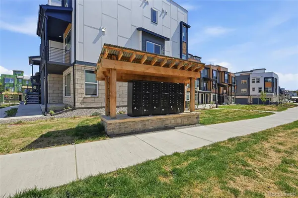 2570 Josephine WAY, Louisville, CO 80027