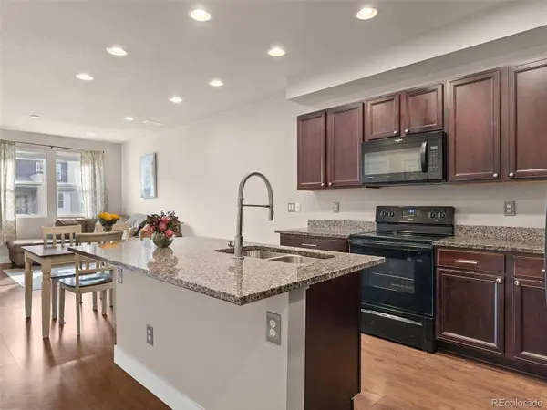 16189 E Elk DR, Denver, CO 80239