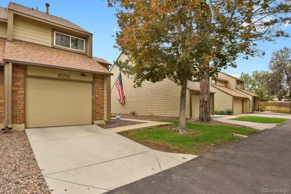 15323 E Louisiana AVE, Aurora, CO 80017