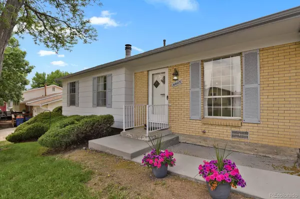 4425 S Zang ST, Morrison, CO 80465