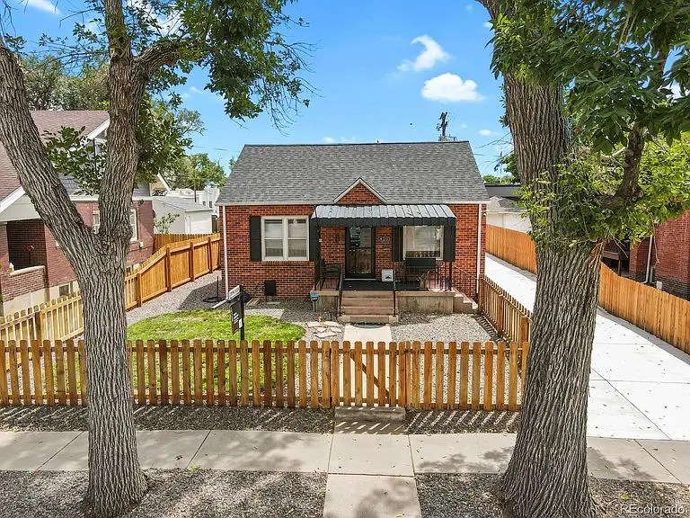 420 Strong St, Brighton, CO 80601-1735